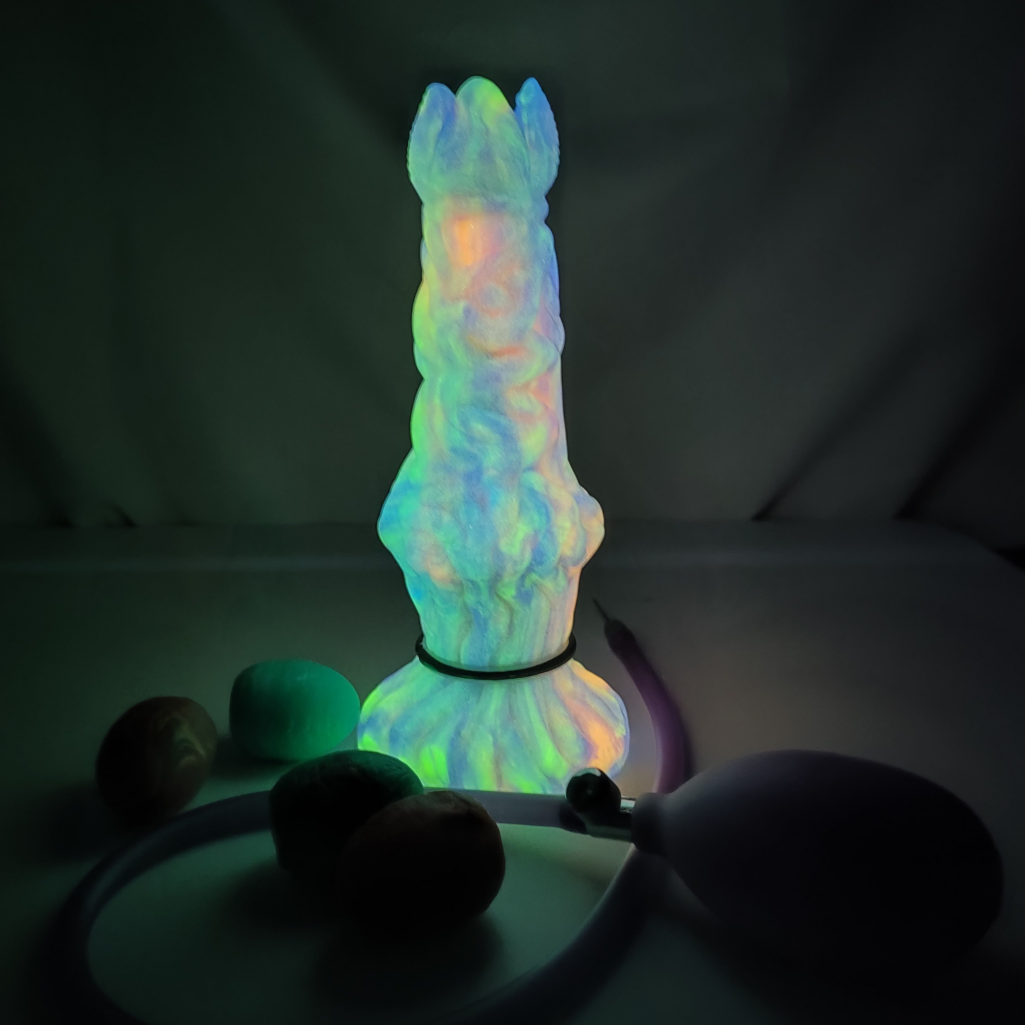 Pandora Luminous Ovipositor Dildo 7.9-Inch